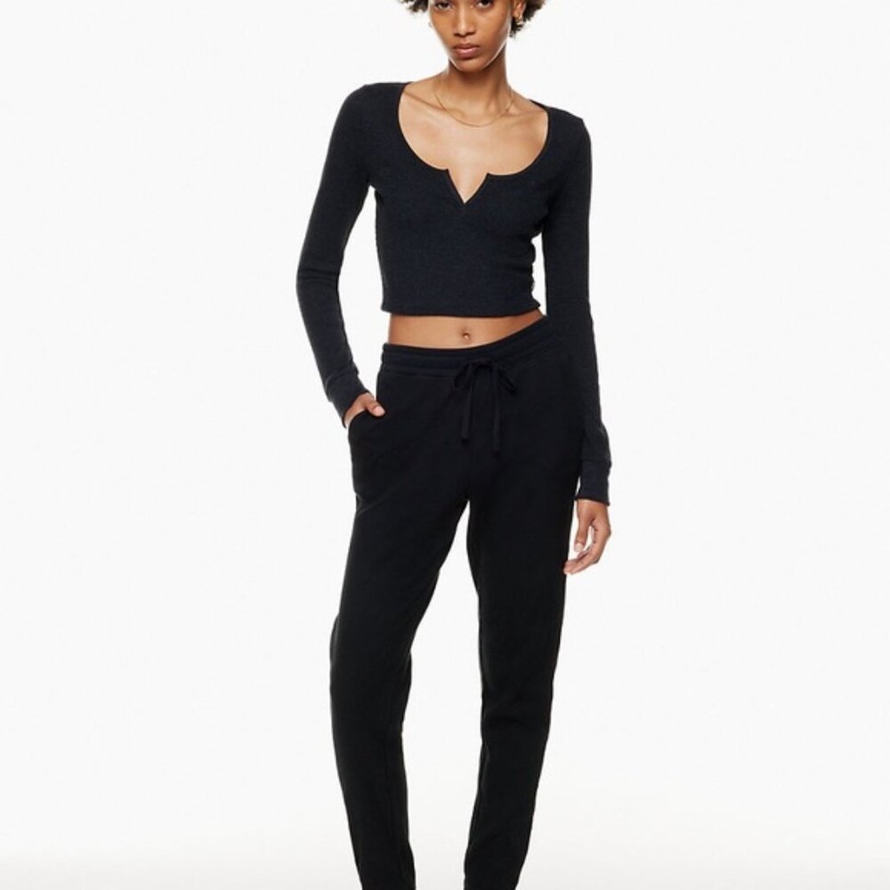 Aritzia TNA black medium sweatpants